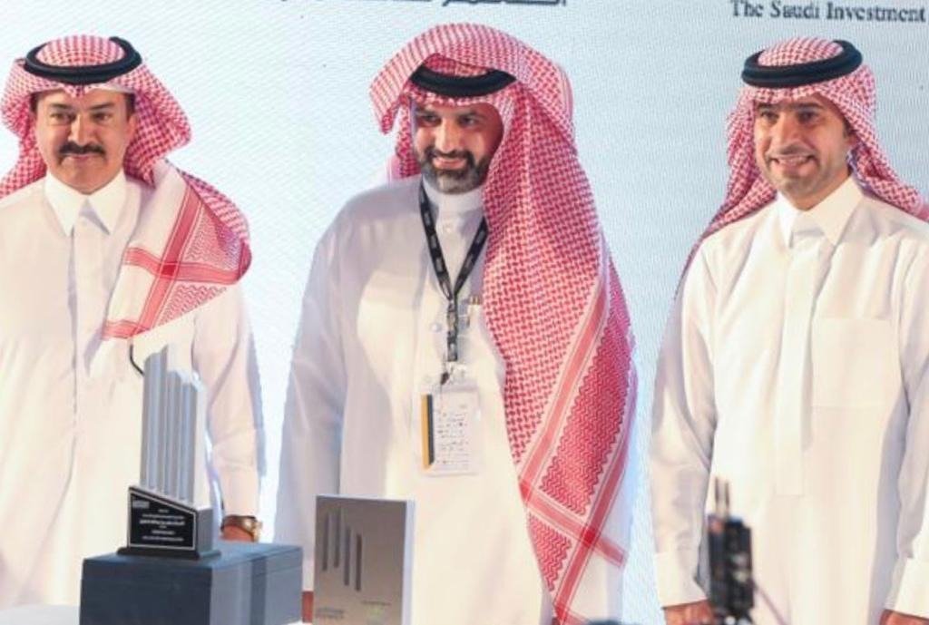 التقنيات الحديثة في مجسمات عالم المجسمات